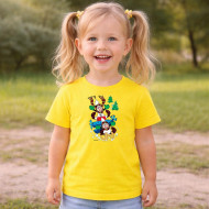 Dětské tričko žluté Křemílek a Vochomůrka sáňkují